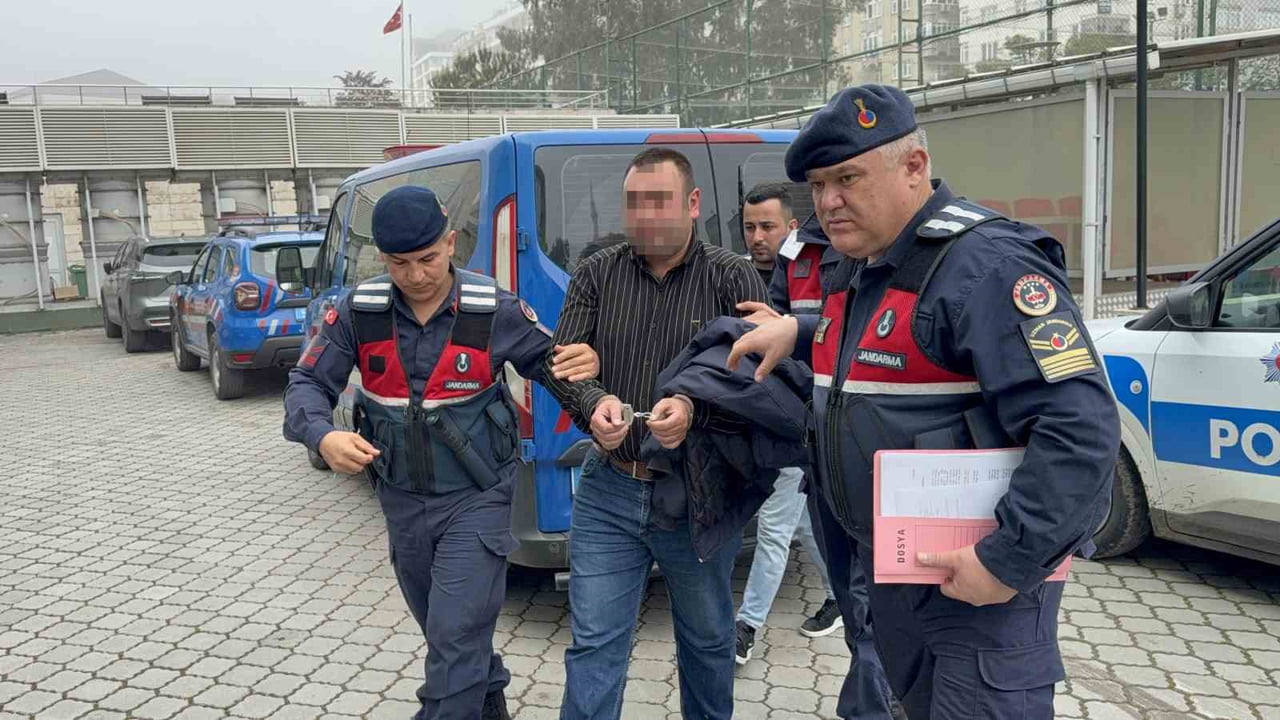 SAMSUN’UN İLKADIM İLÇESİNDE TARTIŞTIĞI BABASINI TABANCAYLA 8 YERİNDEN VURARAK ÖLDÜRDÜKTEN SONRA...