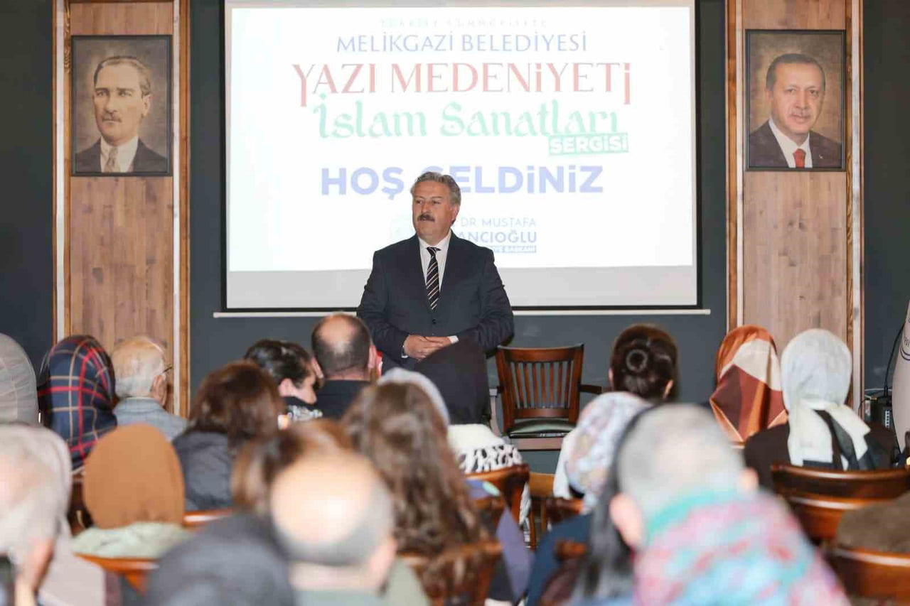 SANAT MELİKGAZİ’DE YİNE BİR KÜLTÜR SANAT ETKİNLİĞİNE DAHA İMZA ATAN MELİKGAZİ BELEDİYESİ...