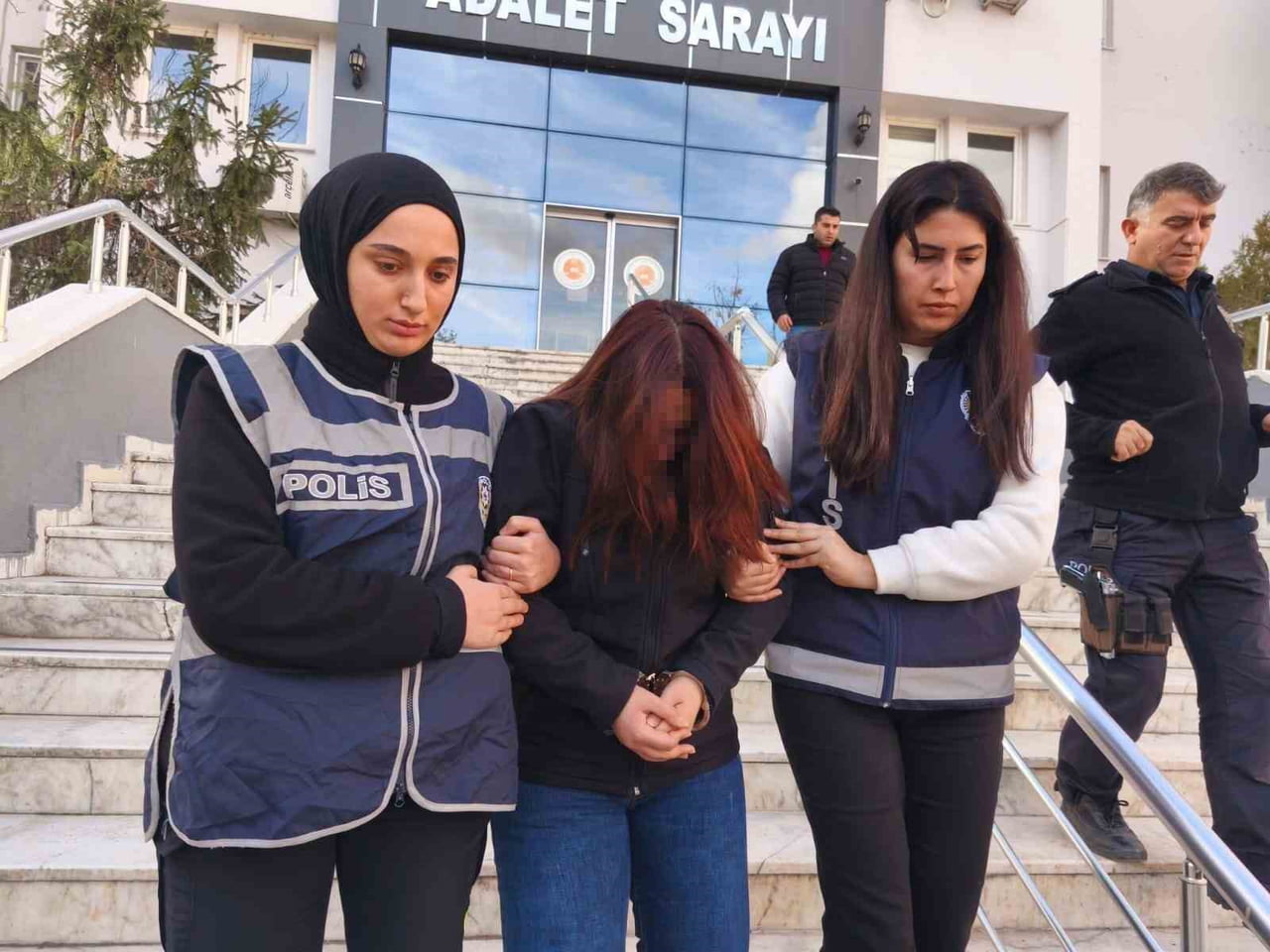 SANIK HEMŞİRE (ARŞİV)