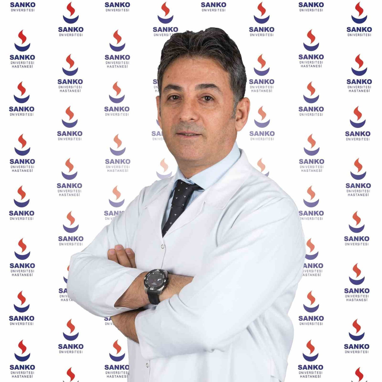 SANKO ÜNİVERSİTESİ TIP FAKÜLTESİ KARDİYOLOJİ ANABİLİM DALI’NDA GÖREV YAPAN UZM. DR. BEYHAN...