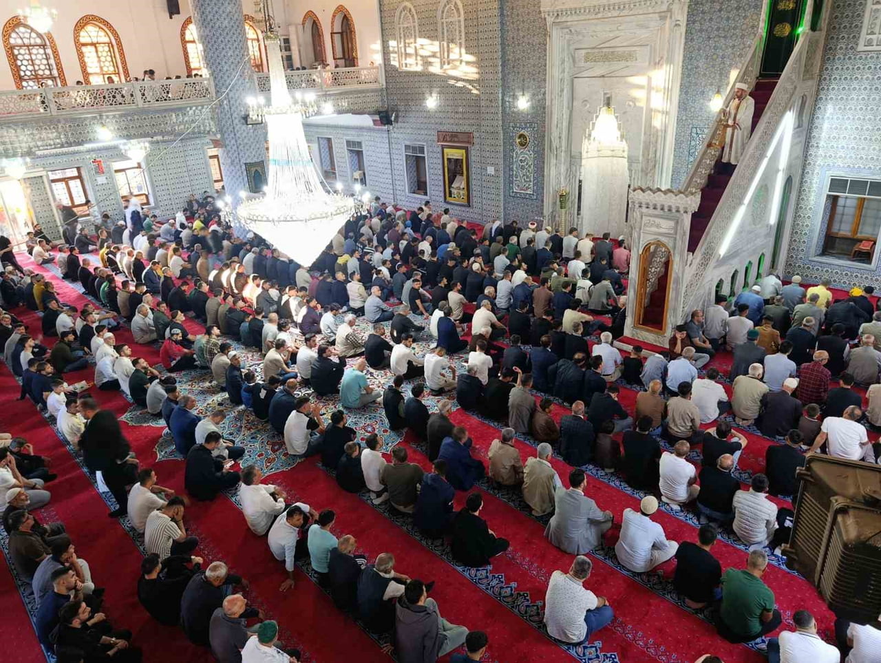 ŞANLIURFA'DA BAYRAM NAMAZI COŞKUSU