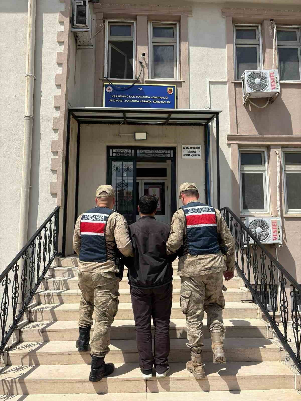 ŞANLIURFA'DA HIRSIZLIK SUÇUNDAN KESİNLEŞMİŞ 6 YIL 1 AY 7 GÜN HAPİS CEZASI İLE ARANAN ŞAHIS...