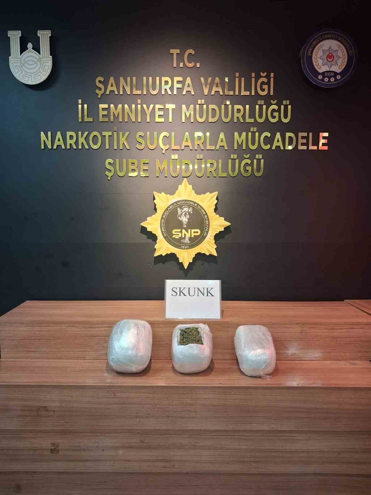 ŞANLIURFA’DA 6 KİLO 800 GRAM SKUNK ELE GEÇİRİLDİ