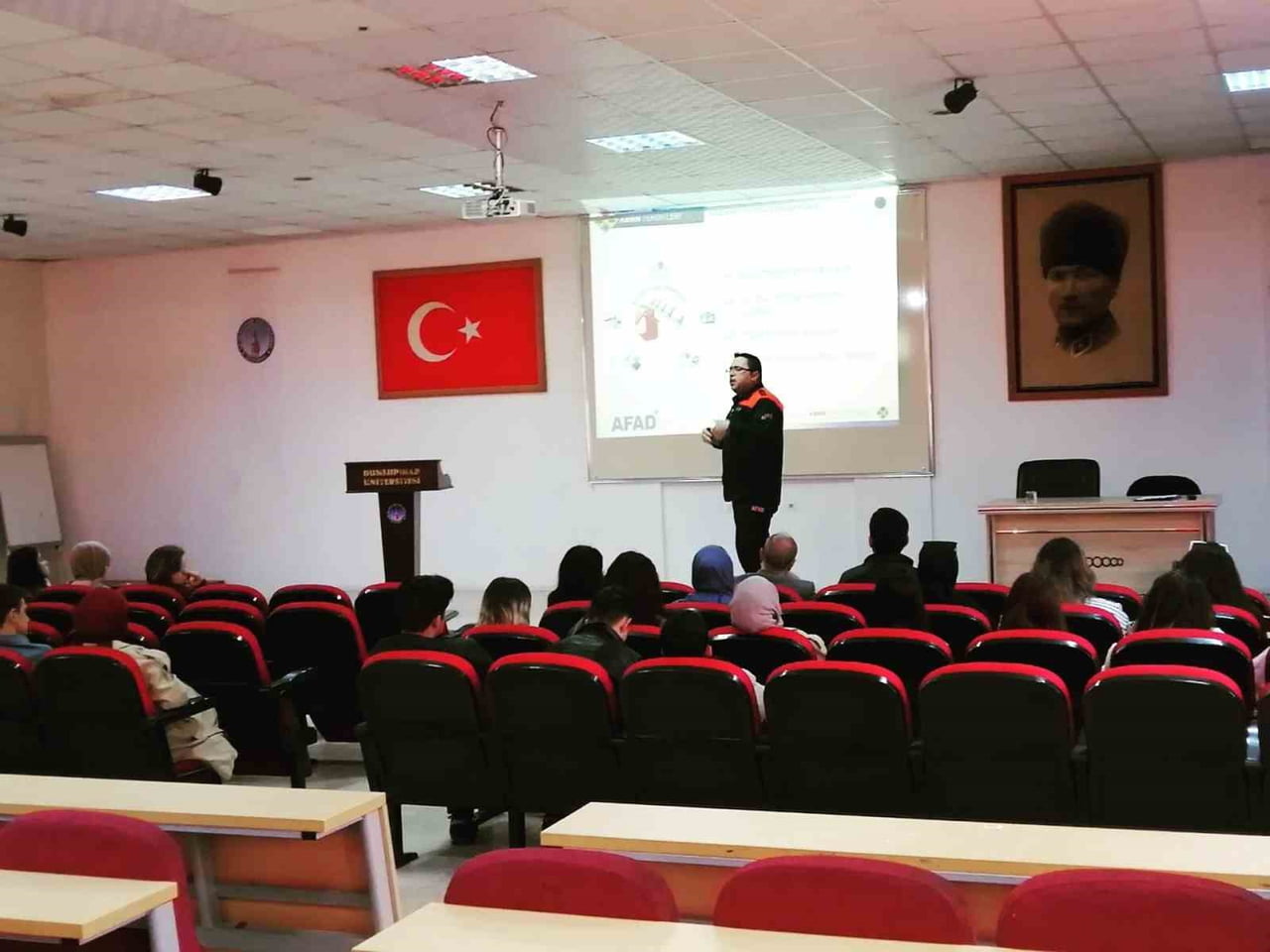 ŞAPHANE MYO ÖĞRENCİLERİNE KBRN FARKINDALIK EĞİTİMİ