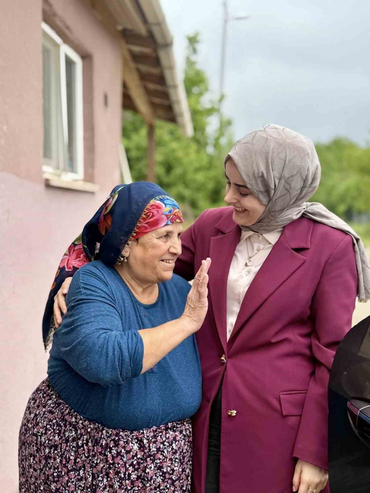 SEBAHAT TEYZENİN DUASI KAYMAKAM KILIÇ’I DUYGULANDIRDI