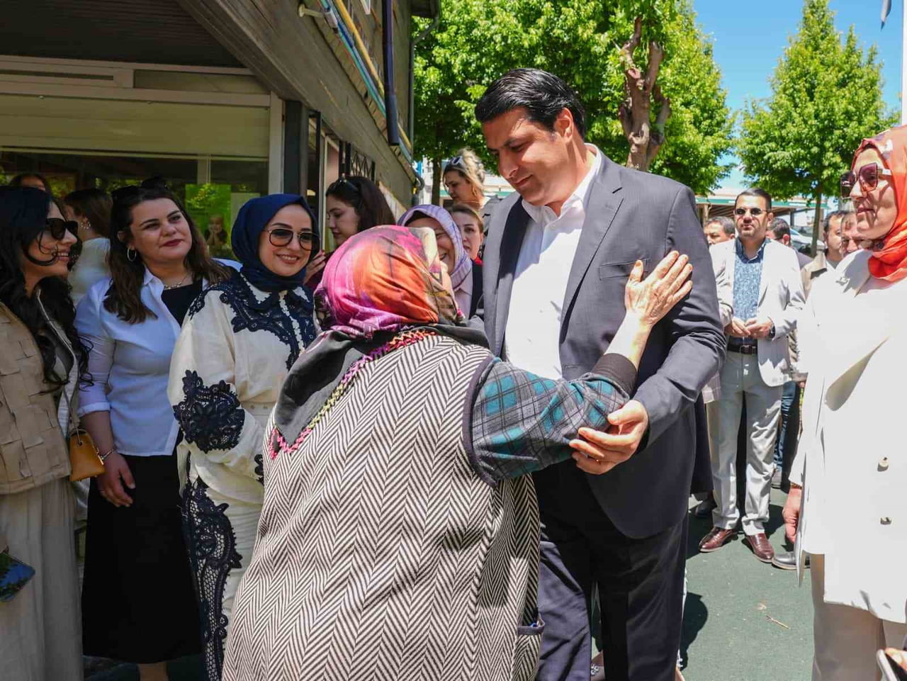 ŞEHİTKAMİL BELEDİYE BAŞKANI UMUT YILMAZ
