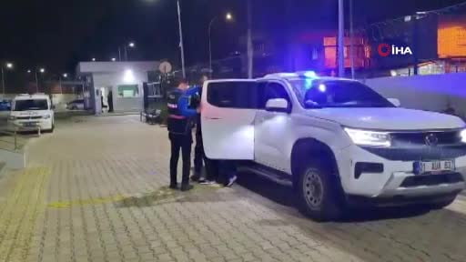Seyhan polisi 264 aranan şahıs ve 34 firari hükümlüyü yakaladı