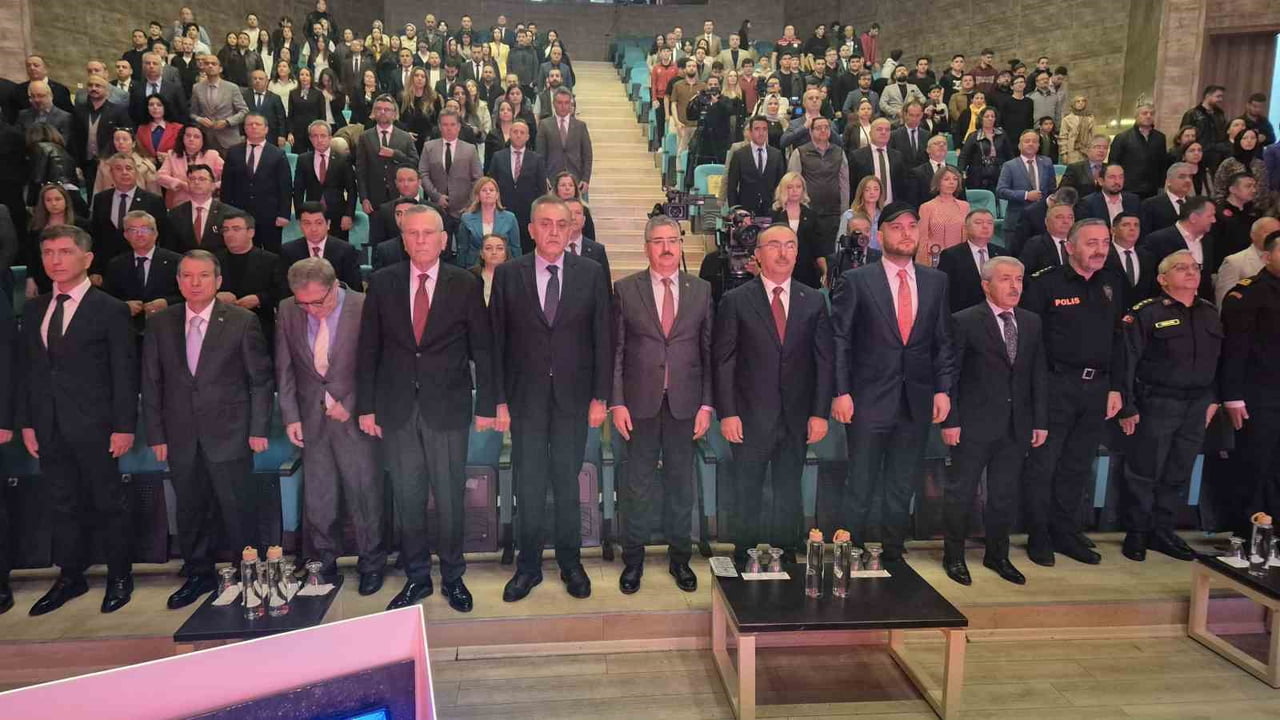 SIFIR ATIK VAKFI TARAFINDAN "YERELDEN ULUSALA İSRAF VE ATIK" TEMASIYLA ORGANİZE EDİLEN "COP31...