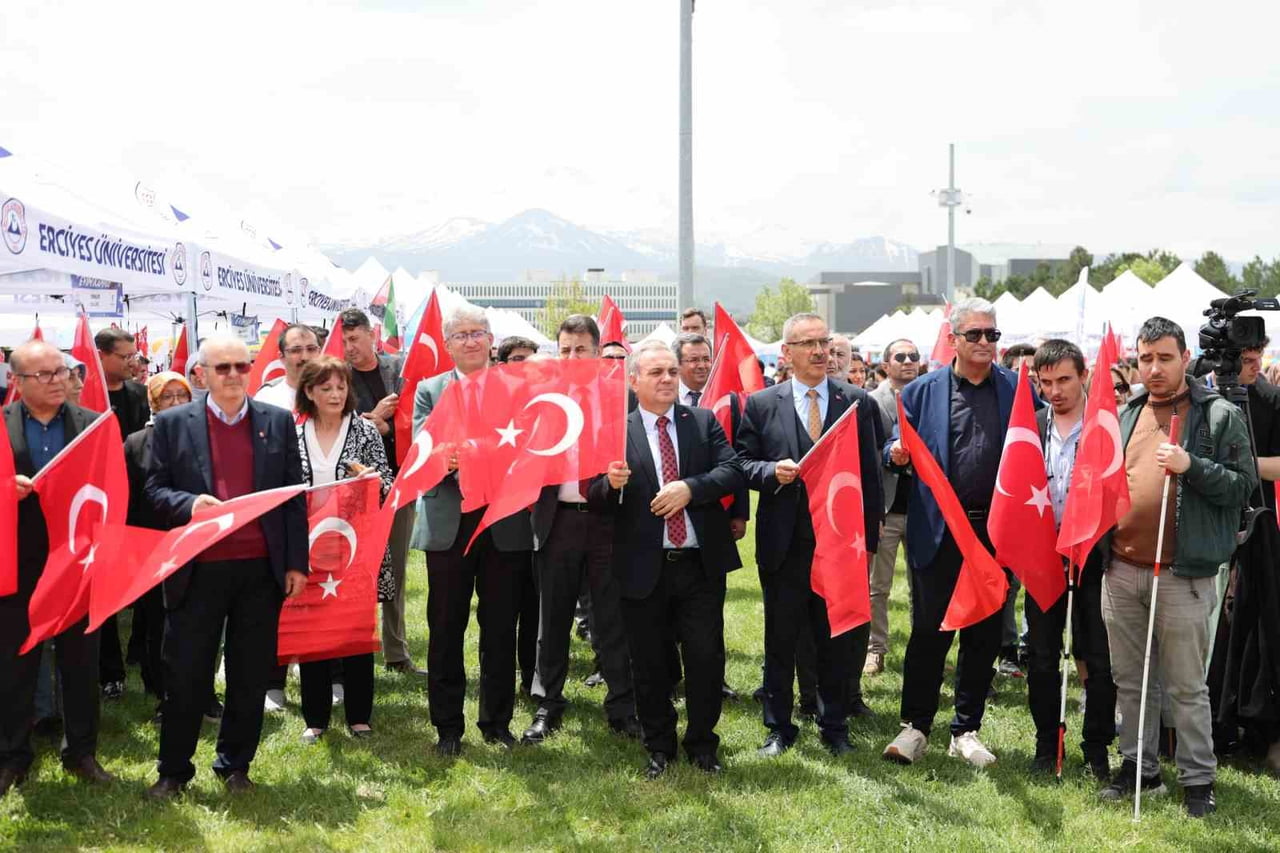 SIFIR ATIK VE SÜRDÜRÜLEBİLİRLİK KONULARINA ÖNEM VEREN ERCİYES ÜNİVERSİTESİ (ERÜ) TARAFINDAN...