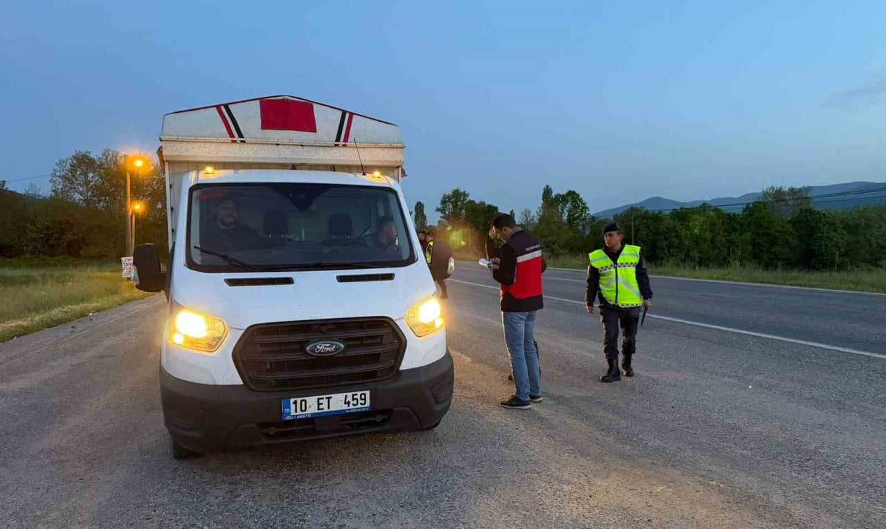 SİMAV’DA YOL KONTROL FAALİYETİ