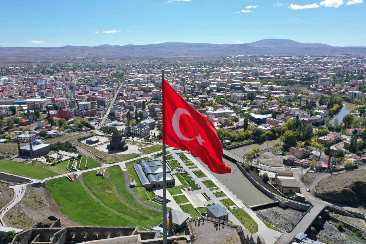 SINIR KENTİ AMA SINIRDA KALDI! KARS DIŞ TİCARETTE ALARM VERİYOR(KARS-İHA)