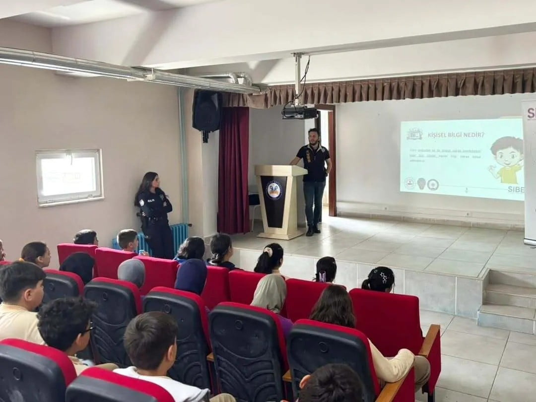 SİNOP’UN SARAYDÜZÜ İLÇESİNDE, ÖĞRENCİLERE YÖNELİK "SİBERAY" FARKINDALIK EĞİTİMİ...