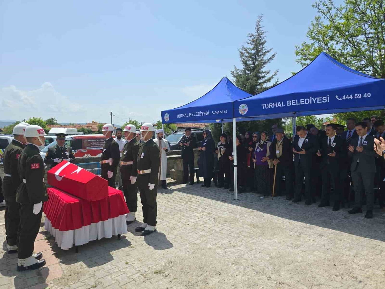 ŞIRNAK'IN BEYTÜŞŞEBAP İLÇESİNDE 3 EYLÜL 2012 TARİHİNE TERÖR SALDIRISINDA ŞEHİT DÜŞEN ER UĞUR...