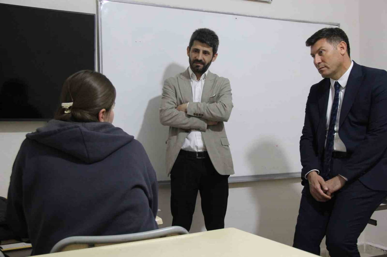 ŞIRNAK'IN CİZRE İLÇESİNDE YABANCI DİL EĞİTİMİNİN KALİTESİNİ ARTIRMAK VE YENİ EĞİTİM MODELLERİNİ...