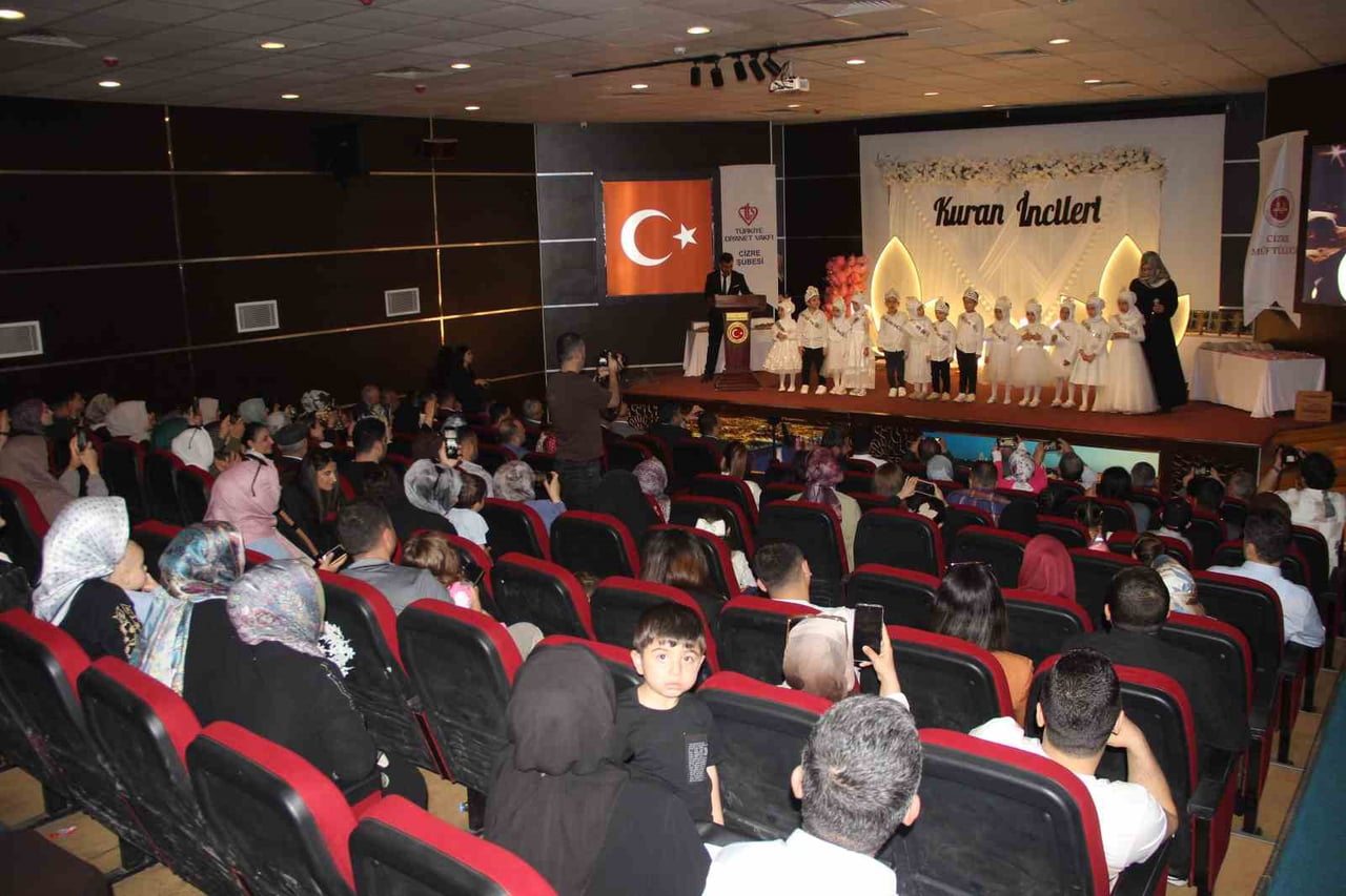 ŞIRNAK'TA CİZRE MÜFTÜLÜĞÜ BÜNYESİNDEKİ NUH’UN GEMİSİ 4-6 YAŞ KUR’AN KURSU’NDA EĞİTİM GÖREN 50...