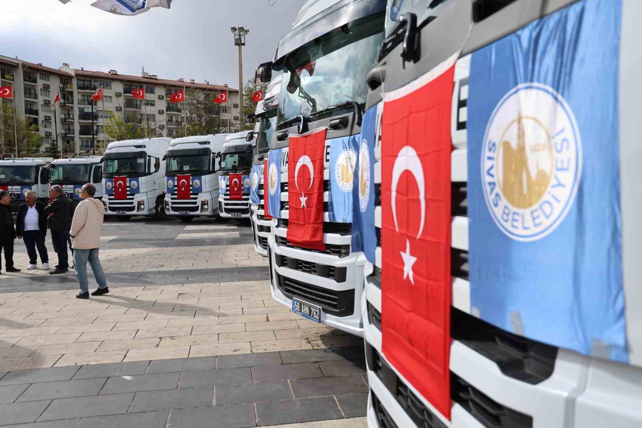 SİVAS BELEDİYESİ, ŞEHRİN ALTYAPISINI GÜÇLENDİRMEK VE KESİNTİSİZ HİZMET SUNABİLMEK AMACIYLA ARAÇ...