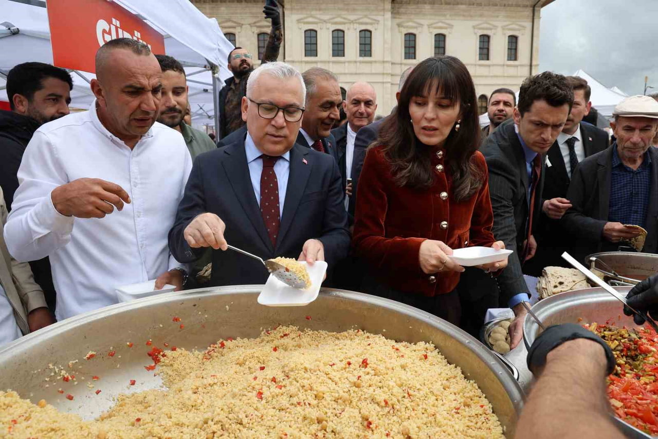 SİVAS’TA 21-27 MAYIS TÜRK MUTFAĞI HAFTASI’NDA SİVAS MUTFAĞINA AİT LEZZETLER GÖRÜCÜYE...