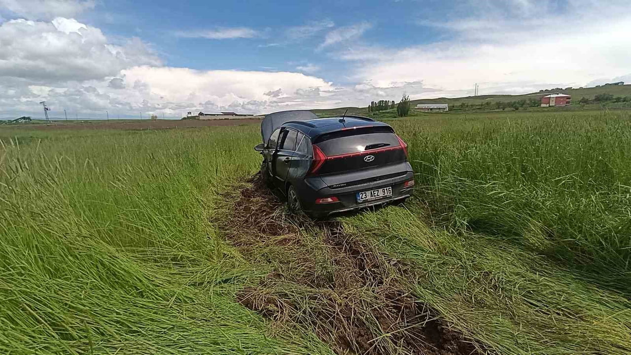SİVAS’TA MEYDANA GELEN TRAFİK KAZASINDA 3 KİŞİ YARALANDI.