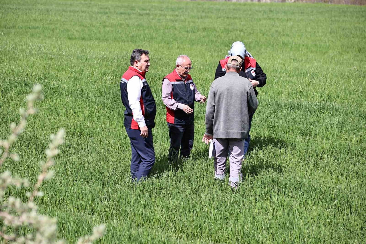 SİVAS VALİLİĞİ İLE SİVAS İL TARIM VE ORMAN MÜDÜRLÜĞÜ, İL GENELİNDE ETKİLİ OLAN YAĞIŞLI HAVA VE...