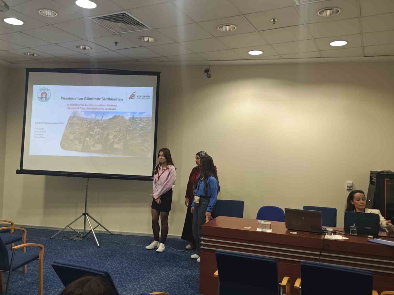 SİVRİHİSAR NURBİYE GÜLERCE MESLEKİ VE TEKNİK ANADOLU LİSESİ ÖĞRENCİLERİ, ESKİŞEHİR’İN TARİHÎ...