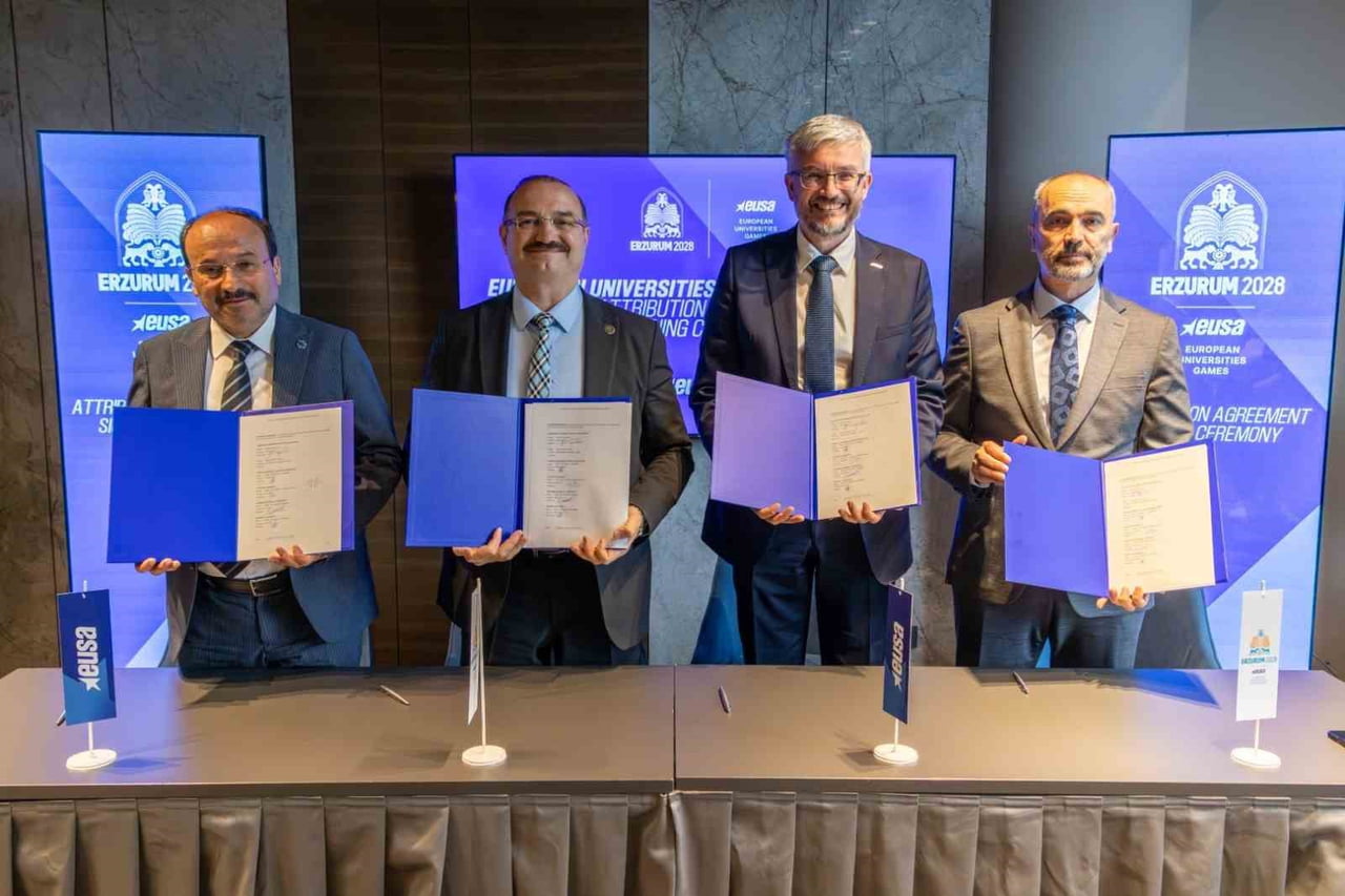 SLOVENYA’NIN BAŞKENTİ LJUBLJANA’DA GERÇEKLEŞTİRİLEN İMZA TÖRENİYLE, ERZURUM’UN 2028 YILINDA...
