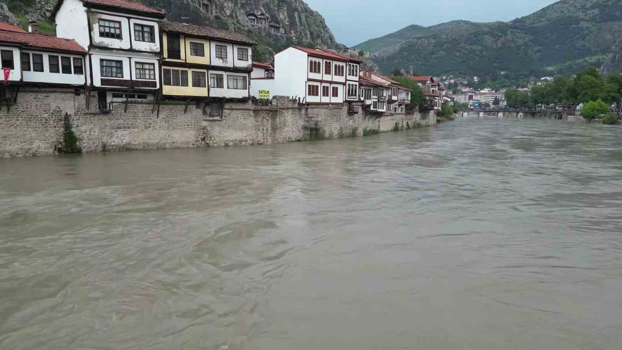 SON GÜNLERDE YAŞANAN TAŞKINLARLA GÜNDEM OLAN ORTA KARADENİZ BÖLGESİ’NDE BULUNAN TARİHİ...