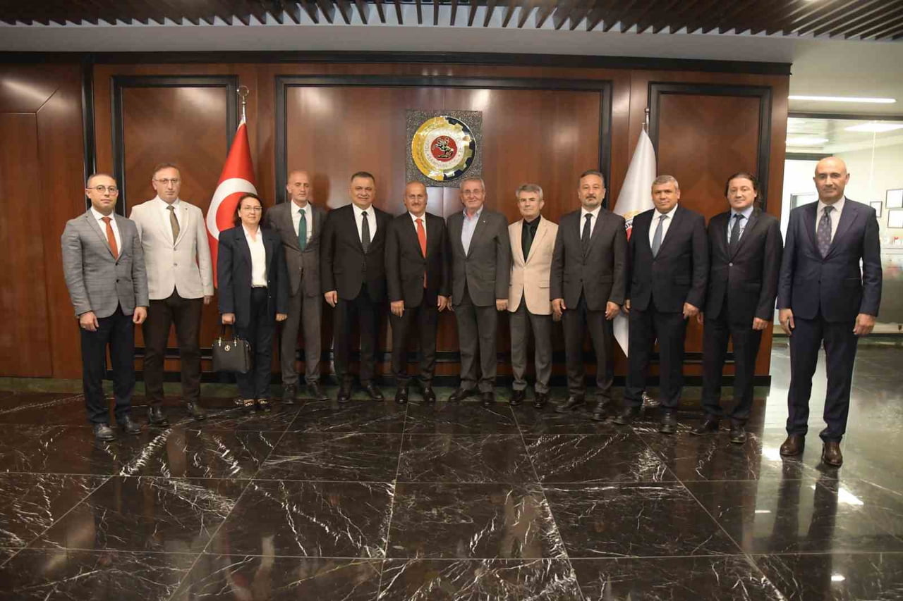 SOSYAL GÜVENLİK KURUMU (SGK) SAMSUN İL MÜDÜRÜ ÜNAL KAYA VE BERABERİNDEKİ HEYET, SOSYAL GÜVENLİK...