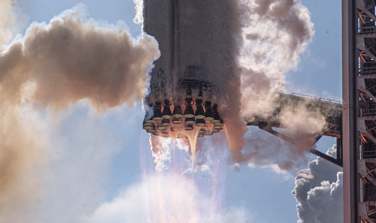 SPACEX, DÜNYANIN EN GÜÇLÜ UZAY ROKETİ OLARAK BİLİNEN STARSHİP'İN 12'NCİ TEST UÇUŞUNU...