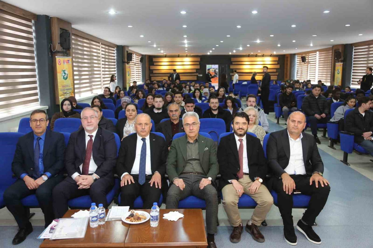 STSO BAŞKANI ÖZDEMİR, SİVAS'IN LOJİSTİK GÜCÜNÜ ANLATTI