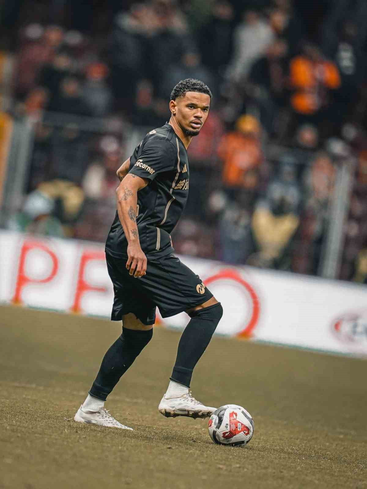 SÜPER LİG'DE 34 MÜSABAKAYA ÇIKAN KAYSERİSPOR’DA EN GOLCÜ İSİM GERMAN ONUGKHA OLDU.