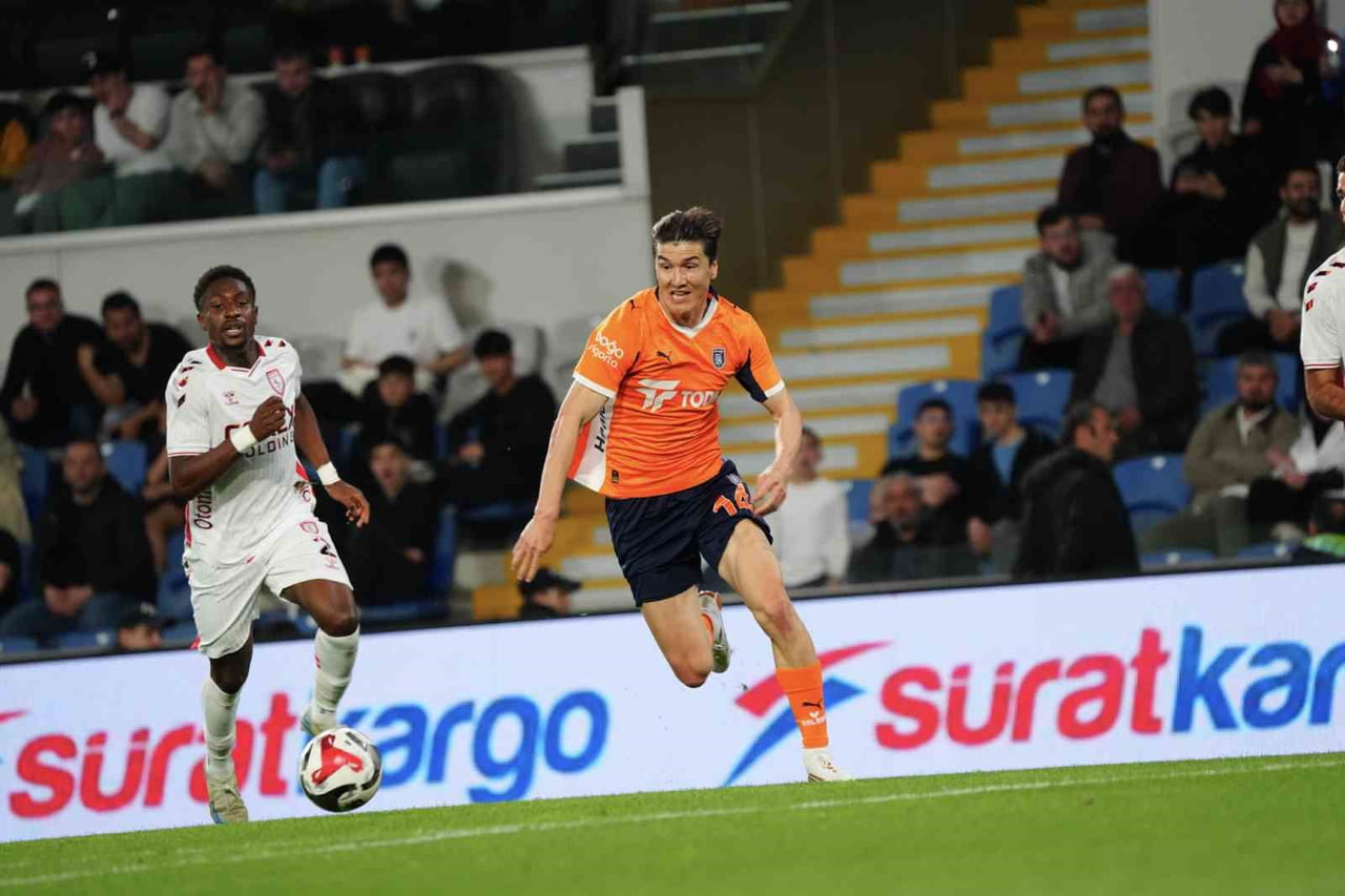 SÜPER LİG'DE GOL KRALI SHOMURODOV