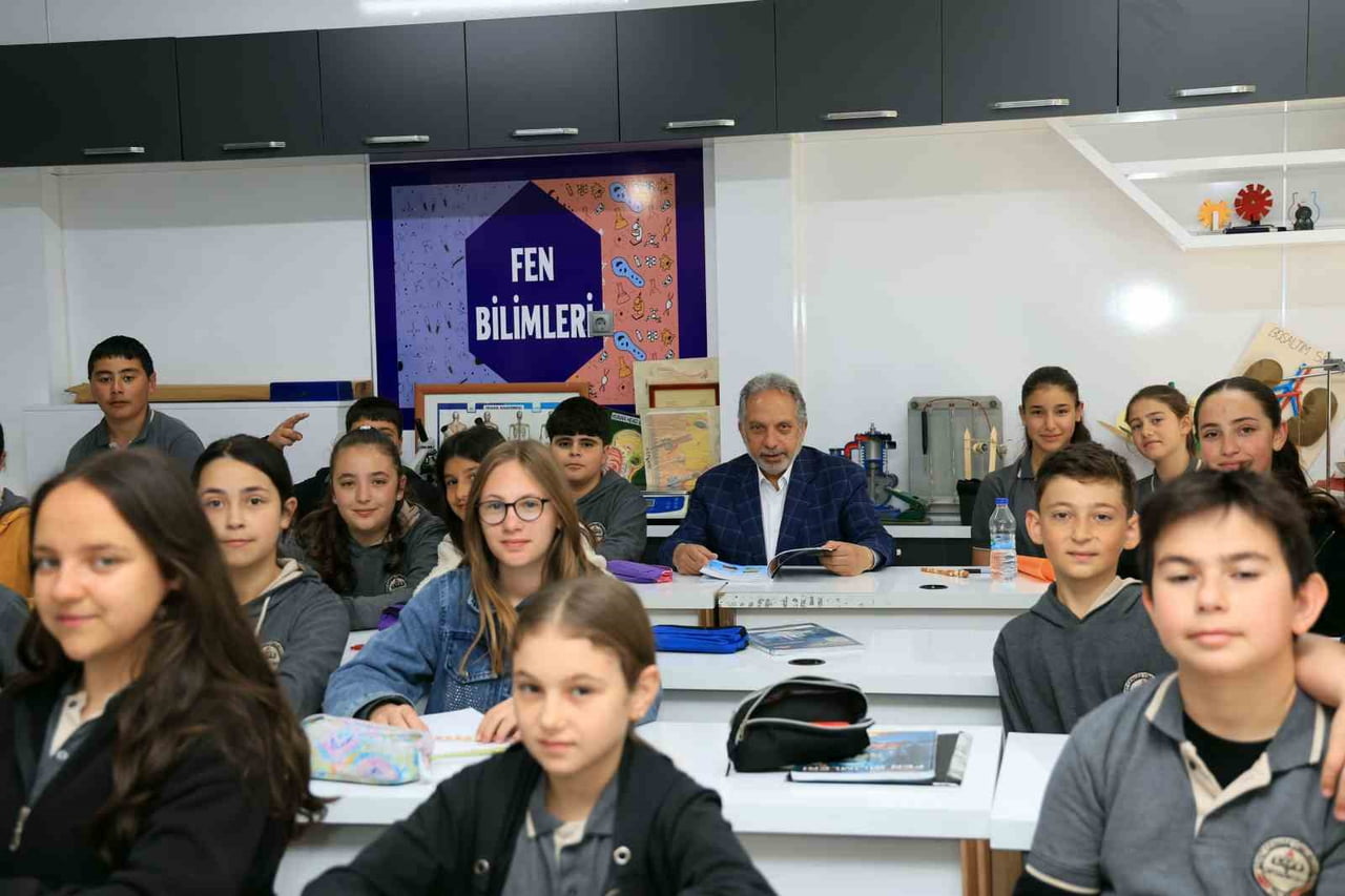 TALAS BELEDİYE BAŞKANI MUSTAFA YALÇIN, KIRSAL MAHALLELERDEN BAŞAKPINAR’DA GERÇEKLEŞTİRDİĞİ ZİYARET...