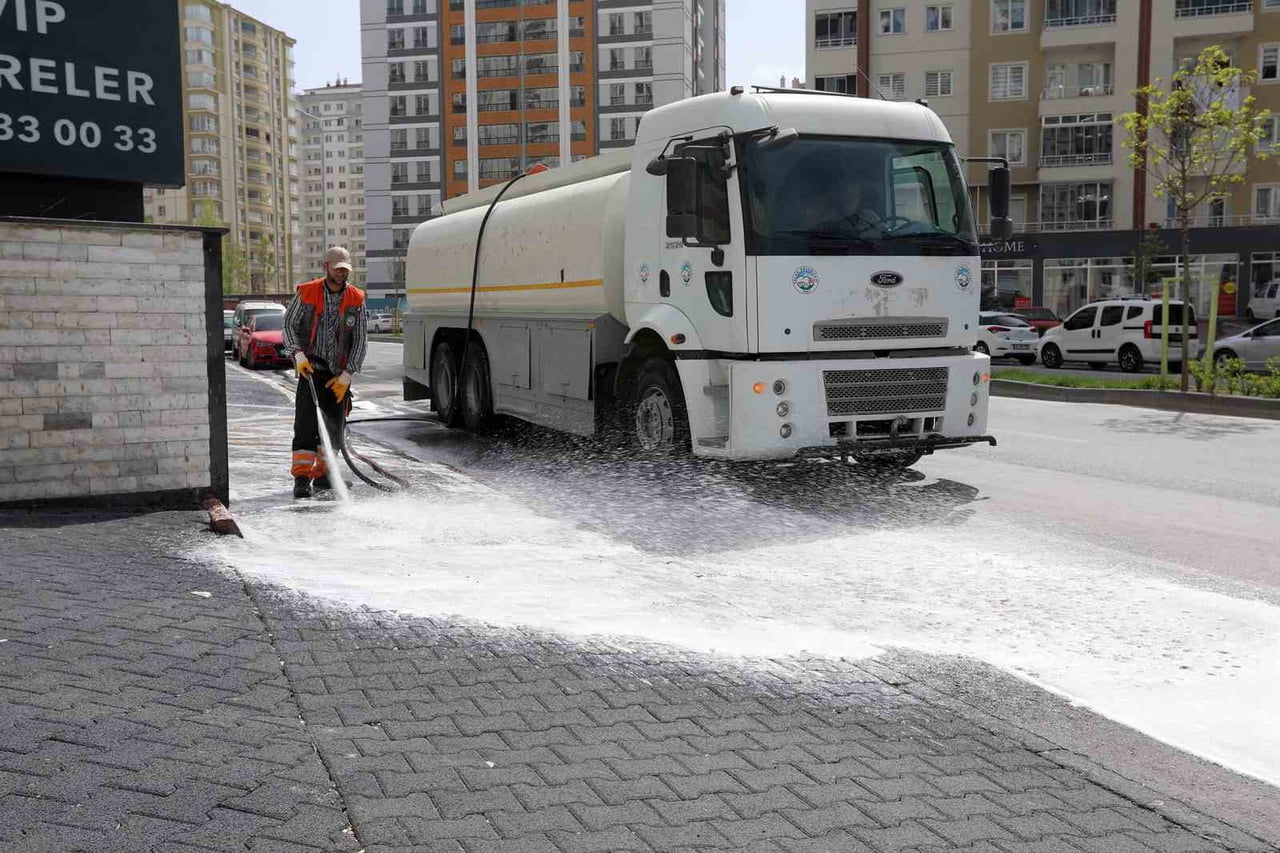 TALAS BELEDİYESİ; KURBAN BAYRAMI’NA KISA BİR SÜRE KALA İLÇEDE BAYRAMIN RAHAT VE HUZUR İÇİNDE...