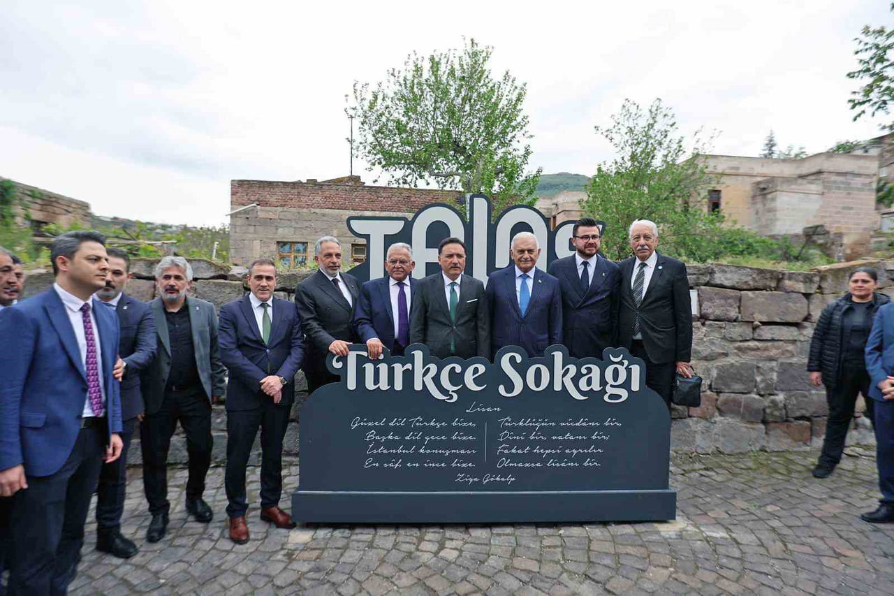TALAS BELEDİYESİ TARAFINDAN DÜZENLENEN ULUSLARARASI TÜRKOLOJİ ZİRVESİ KAPSAMINDA KAYSERİ’DE...
