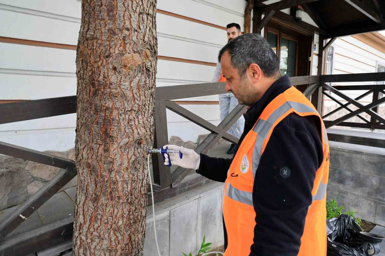 TALAS BELEDİYESİ VETERİNER İŞLERİ MÜDÜRLÜĞÜ EKİPLERİ TARAFINDAN SÜRDÜRÜLEN KAPSAMLI İLAÇLAMA...