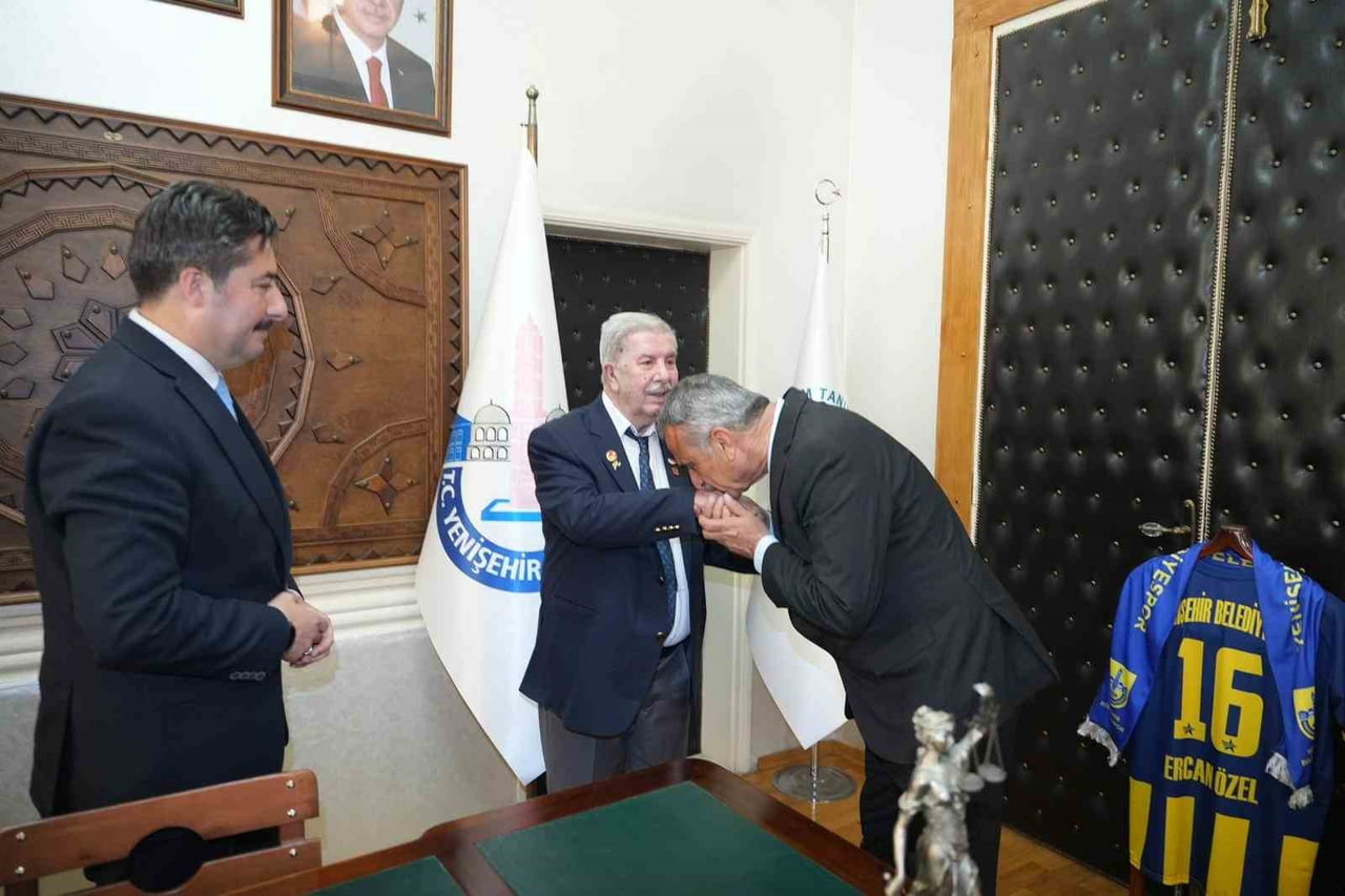 TARİHİ YENİŞEHİR BELEDİYESİ BAŞKANLIK MAKAMI, TÜRKİYE VE KUZEY KIBRIS TÜRK CUMHURİYETİ (KKTC)...