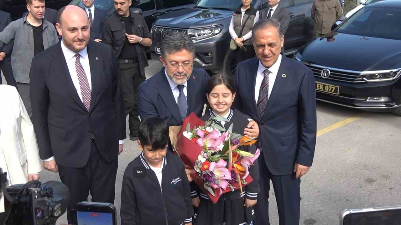 TARIM VE ORMAN BAKANI İBRAHİM YUMAKLI, YALOVA VALİLĞİNİ ZİYARET ETTİ.