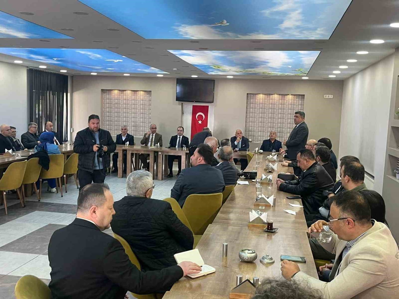 TAVŞANLI'DA SANAYİ VE MESLEKİ EĞİTİM İŞBİRLİĞİ TOPLANTISI GERÇEKLEŞTİRİLDİ