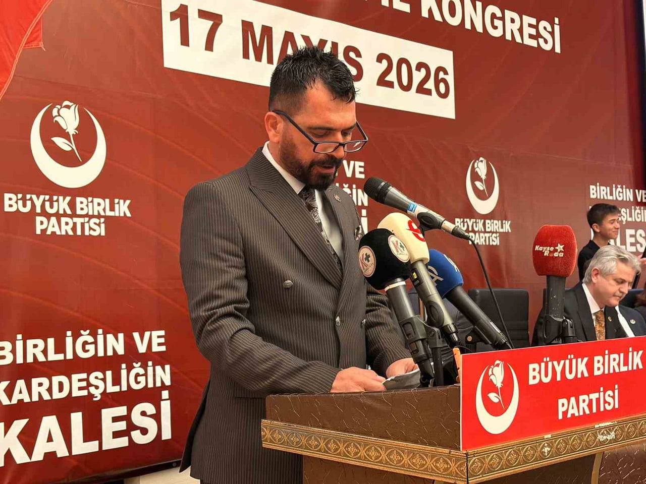 TEK LİSTE İLE GENEL KURULA GİREN MUSTAFA DİRMEN, BBP KAYSERİ İL BAŞKANLIĞI'NA SEÇİLDİ.