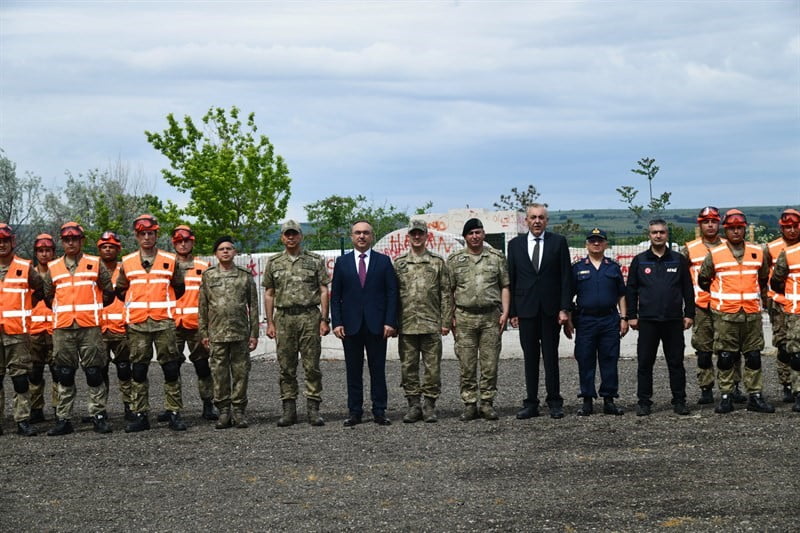 TEKİRDAĞ'DA ARAMA KURTARMA TATBİKATI GERÇEĞİNİ ARATMADI