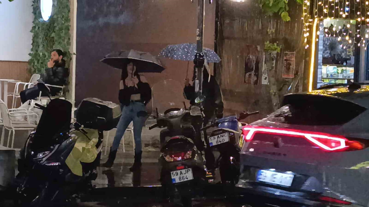 TEKİRDAĞ’DA GECE SAATLERİNDE SAĞANAK YAĞIŞ ETKİLİ OLDU
