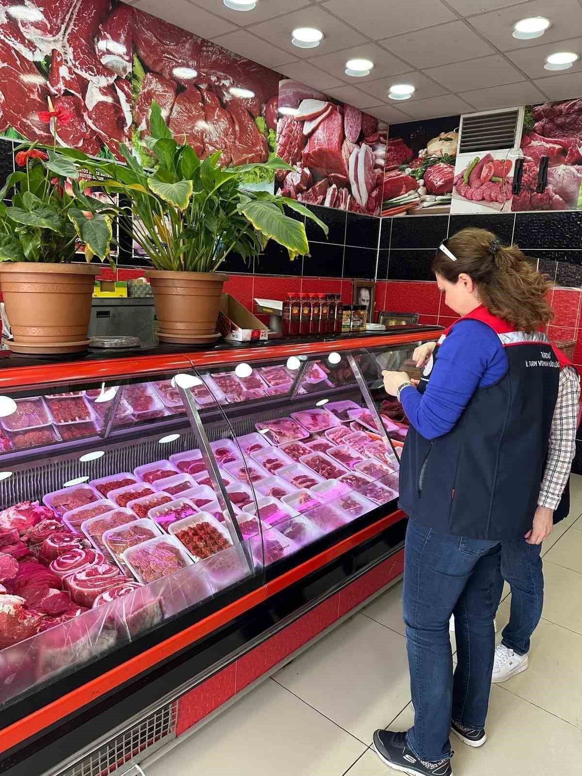TEKİRDAĞ’DA YAKLAŞAN KURBAN BAYRAMI ÖNCESİNDE VATANDAŞLARIN SAĞLIKLI VE GÜVENİLİR GIDAYA...
