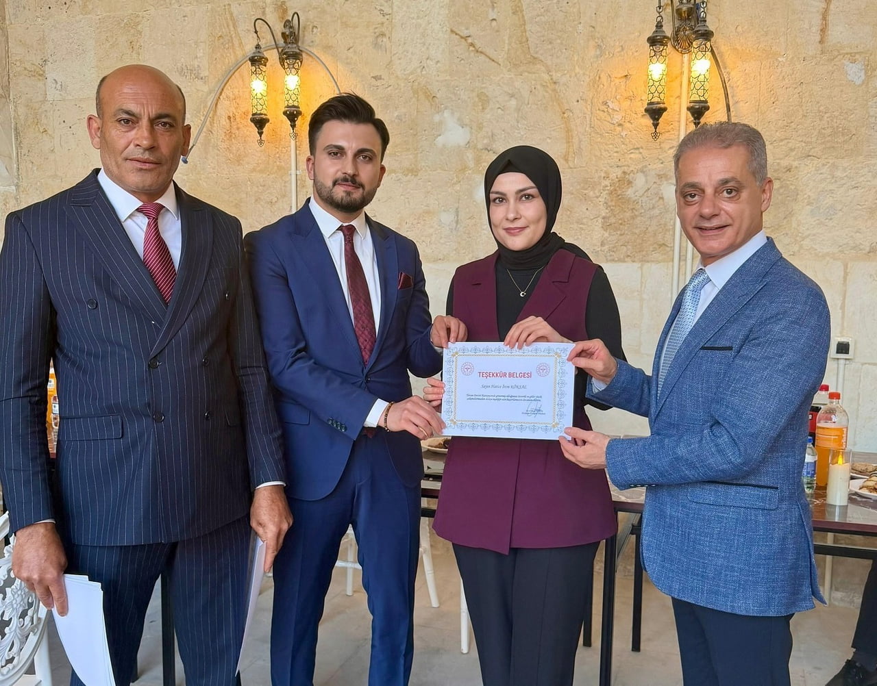 TERCAN İLÇE DEVLET HASTANESİNDE HEMŞİRELER VE EBELER GÜNÜ DOLAYISIYLA PROGRAM DÜZENLENDİ