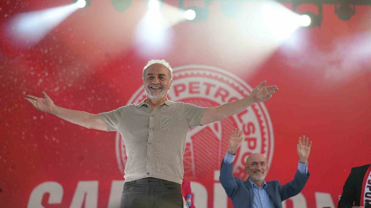 TFF 2. LİG’DE ŞAMPİYONLUĞUNU İLAN EDEREK 24 YIL ARADAN SONRA TRENDYOL 1. LİG’E YÜKSELEN BATMAN...