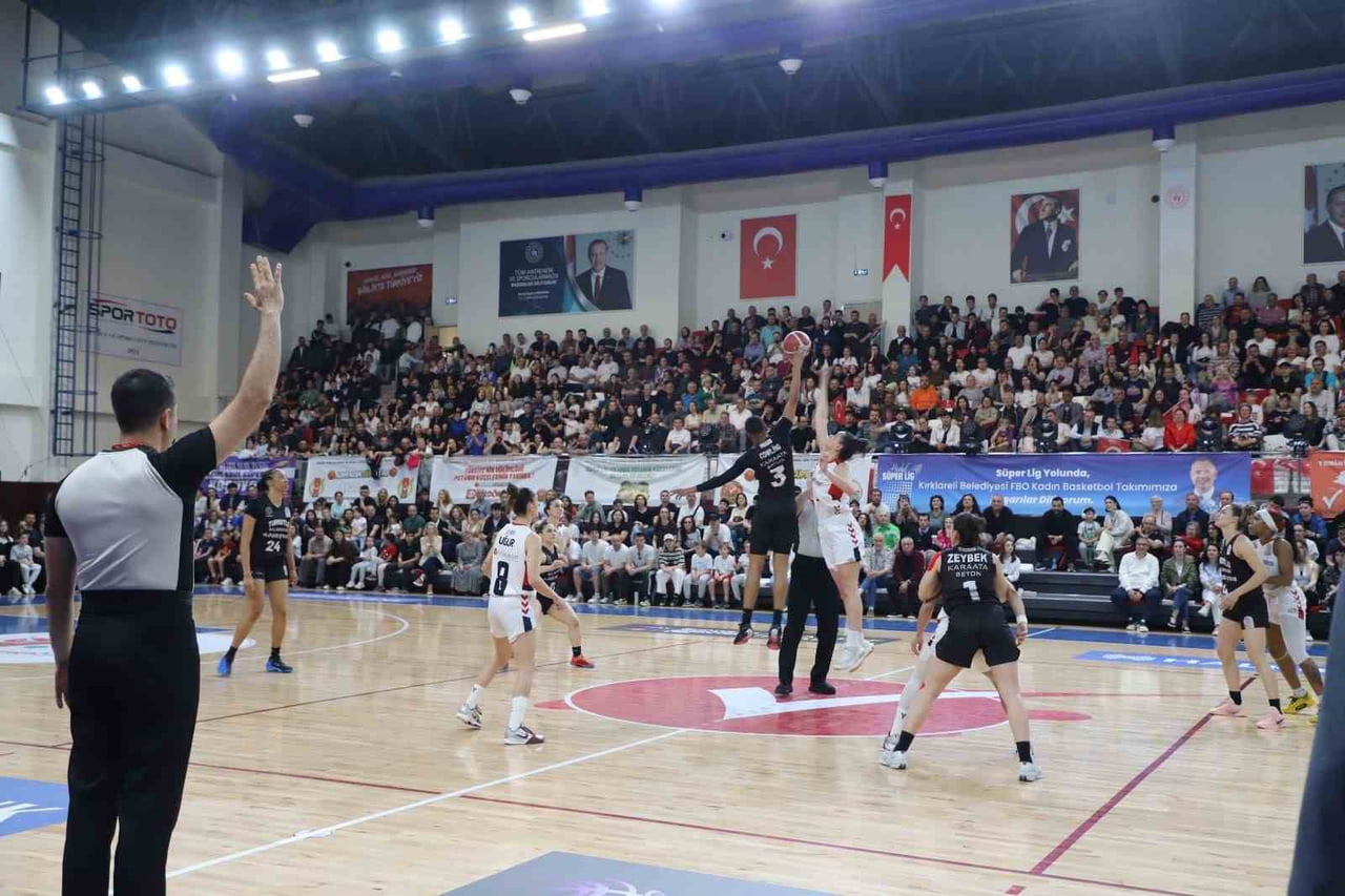 TKBL PLAY-OFF FİNAL SERİSİ ÜÇÜNCÜ MAÇINDA KIRKLARELİ BELEDİYESİ KIRKLARELİ FEN BİLİMLERİ’Nİ...