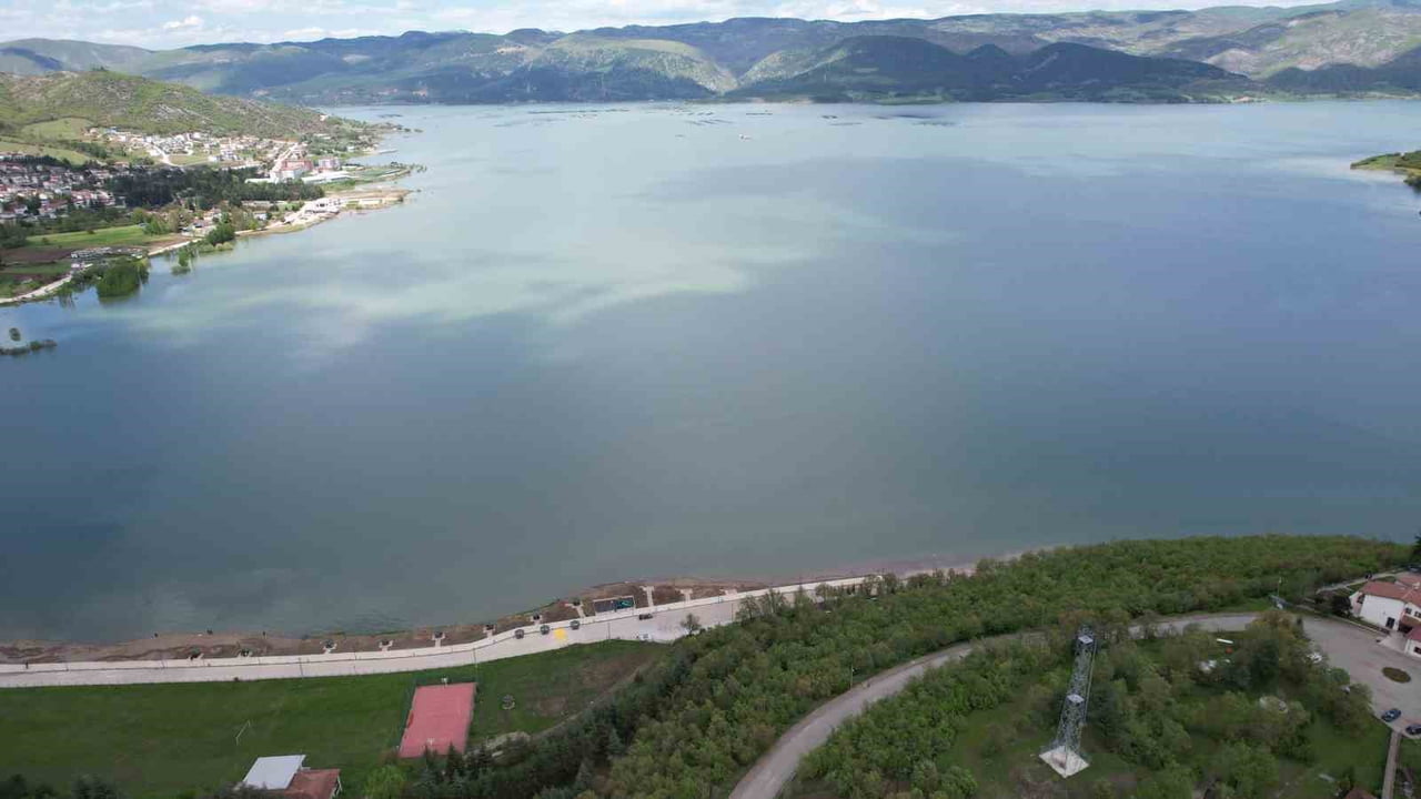 TOKAT’IN ALMUS İLÇESİNDE BULUNAN ALMUS BARAJI, SON GÜNLERDE ETKİLİ OLAN YAĞIŞLARIN ARDINDAN...