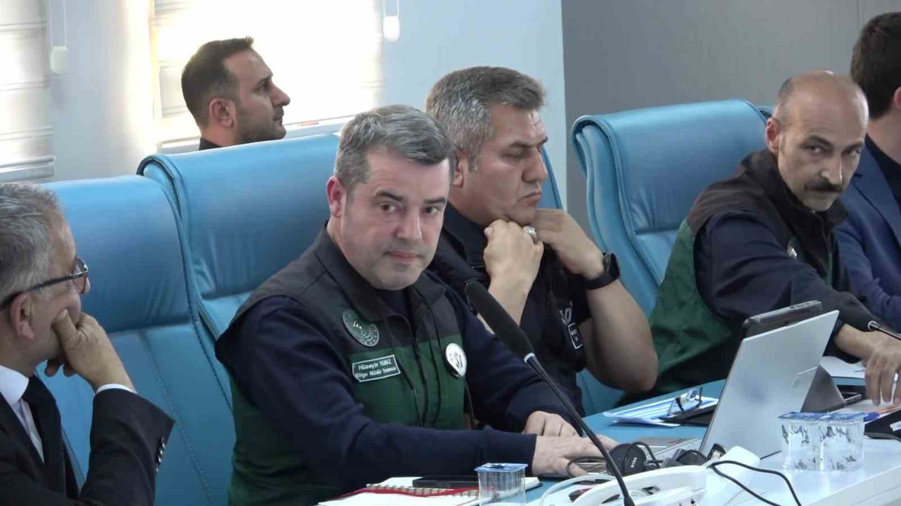 TOPLANTIDA BİLGİLENDİRME YAPAN DSİ SAMSUN BÖLGE MÜDÜR YARDIMCISI HÜSEYİN YILMAZ, "BÖLGEMİZDE AŞIRI...