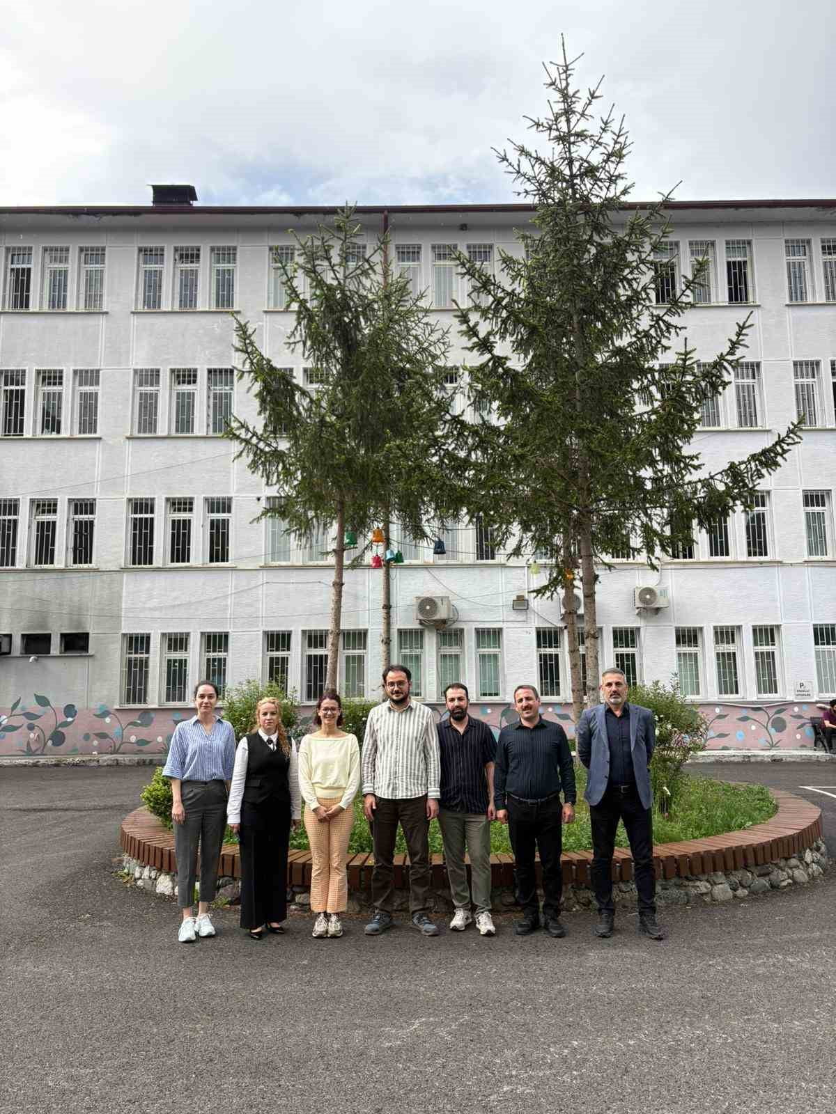 TRABZON ATAKÖY RUH VE SİNİR HASTALIKLARI HASTANESİ, ALIŞILAGELMİŞ TEDAVİ YÖNTEMLERİNİN ÖTESİNE...