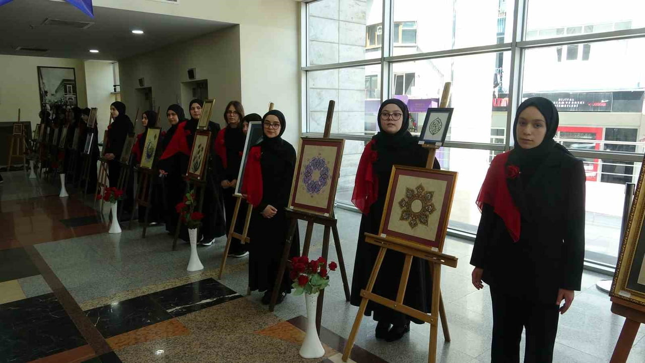 TRABZON KIZ ANADOLU İMAM HATİP LİSESİ FEN VE SOSYAL BİLİMLER PROJE OKULU ÖĞRENCİLERİ TARAFINDAN...