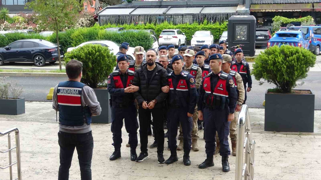 TRABZON MERKEZLİ BATMAN, MERSİN, SAKARYA VE SİİRT İLLERİNDEKİ 13 FARKLI ADRESTE YAPILAN EŞ ZAMANLI...